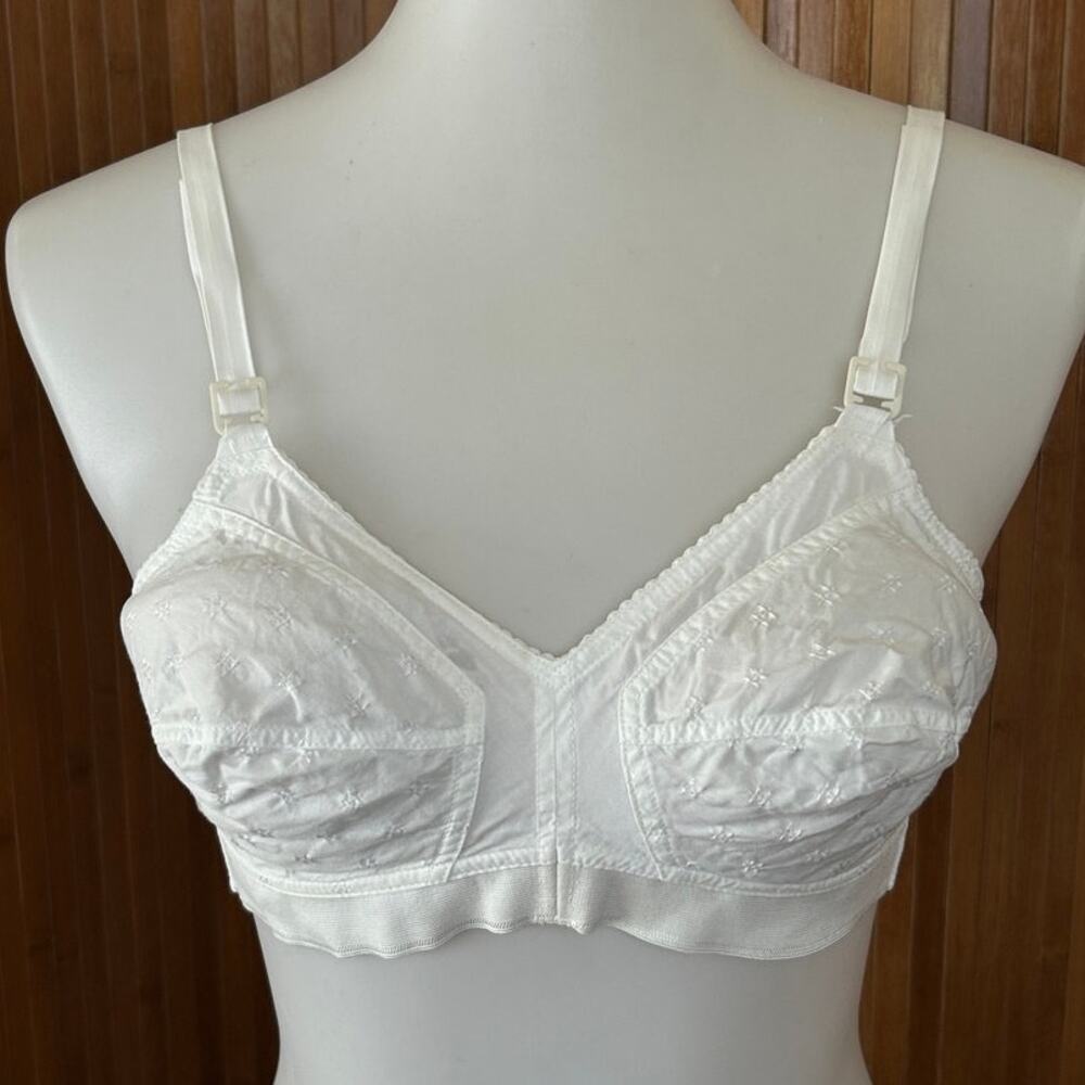 Vintage 1960s Playtex Magic-Cling Bra 36A White Embroidered Cotton